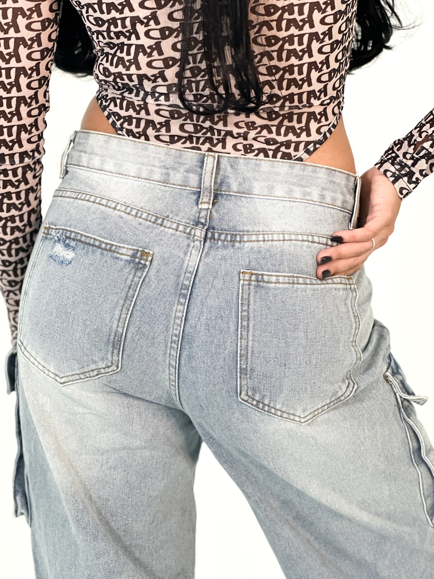 calça jeans
calça feminina
calça elegante
calça confortável
Calça cargo Best-Seller
ACJSTORE